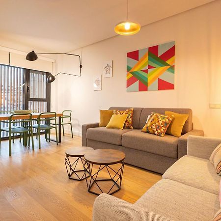 Cathedral Apartment Welcome Wheelchairs 6 Pax เซบีญา ภายนอก รูปภาพ