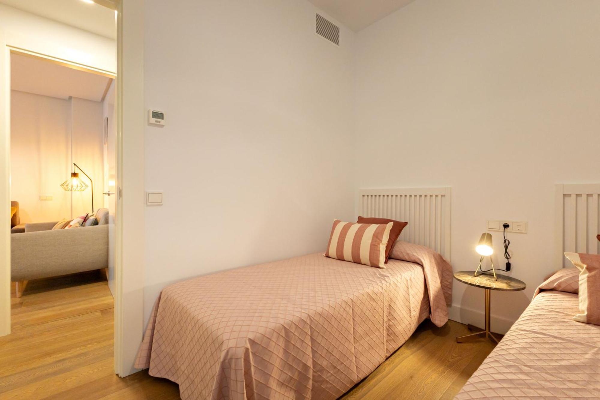 Cathedral Apartment Welcome Wheelchairs 6 Pax เซบีญา ภายนอก รูปภาพ