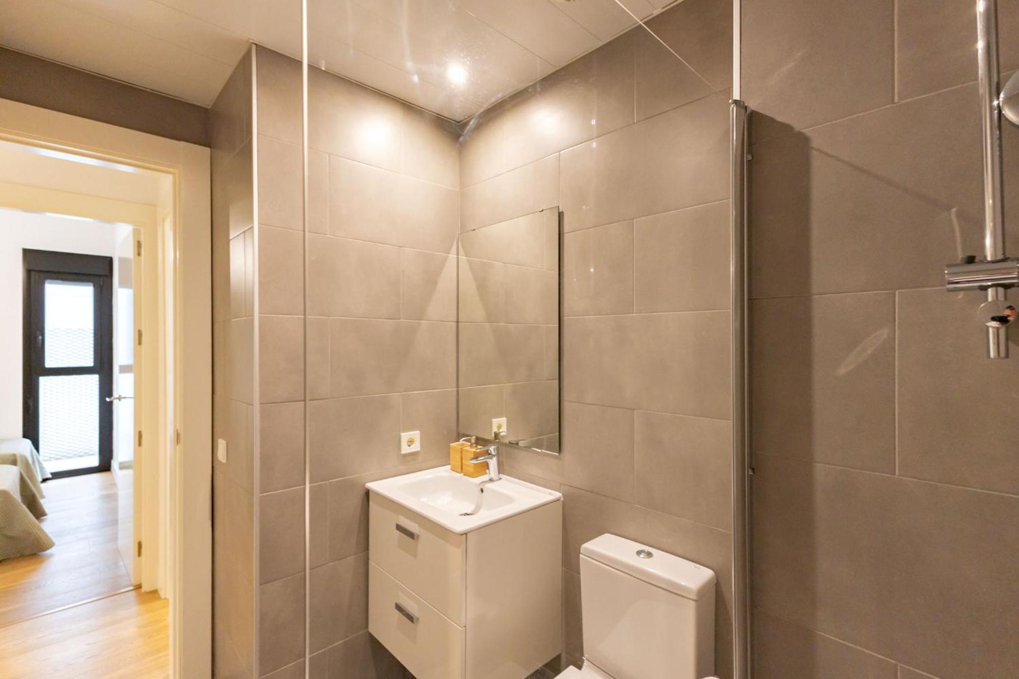 Cathedral Apartment Welcome Wheelchairs 6 Pax เซบีญา ภายนอก รูปภาพ