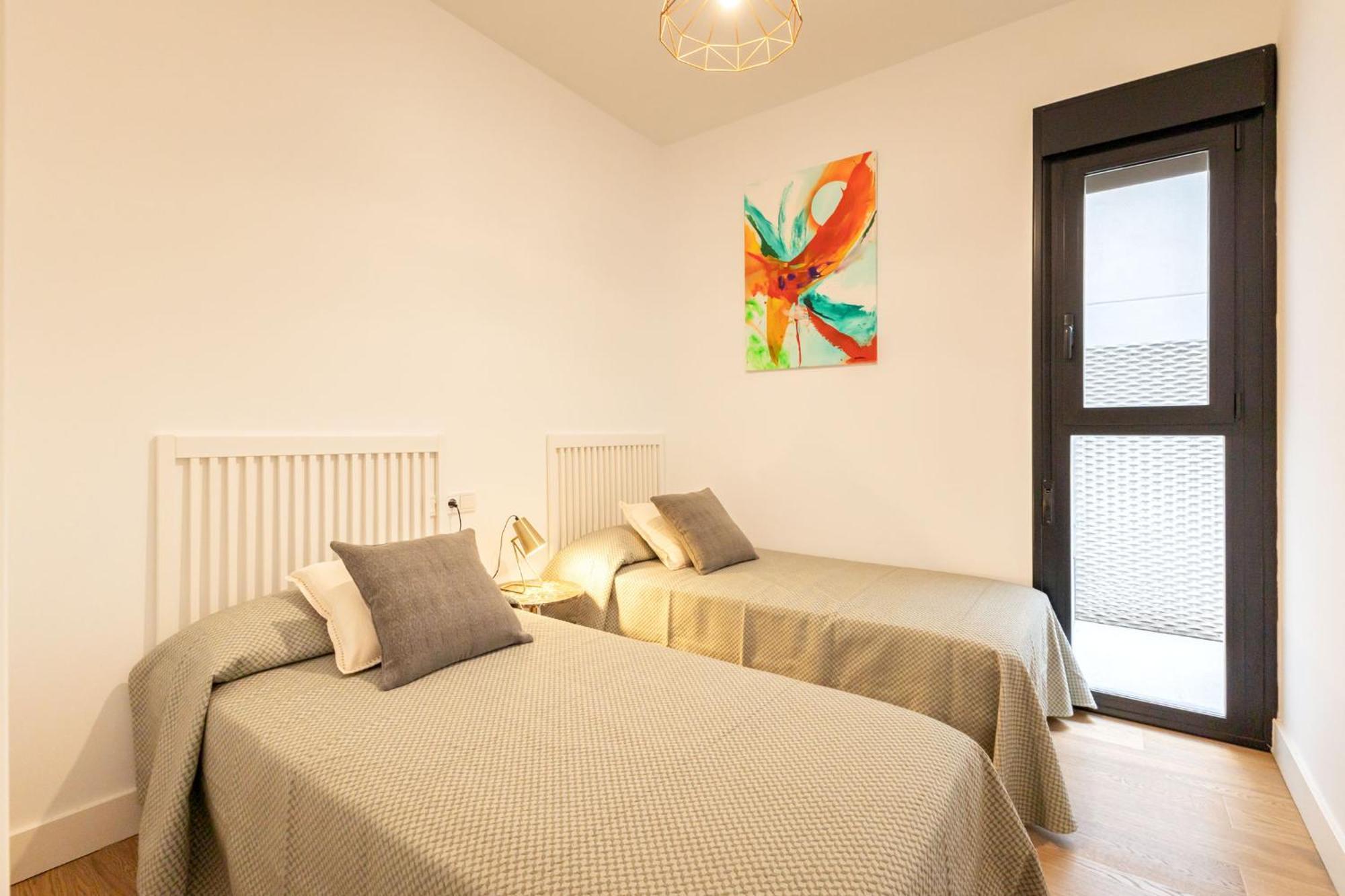 Cathedral Apartment Welcome Wheelchairs 6 Pax เซบีญา ภายนอก รูปภาพ