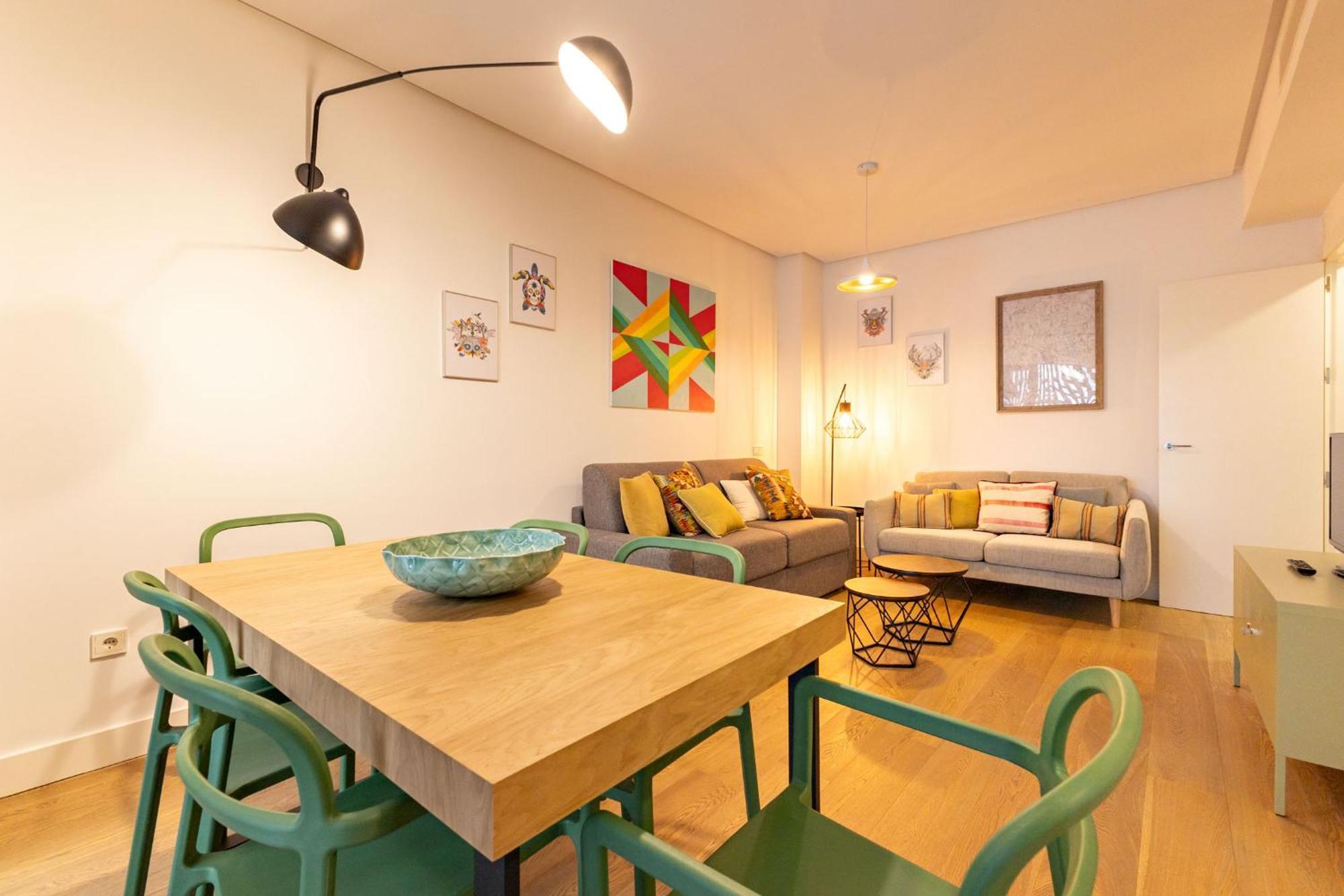 Cathedral Apartment Welcome Wheelchairs 6 Pax เซบีญา ภายนอก รูปภาพ